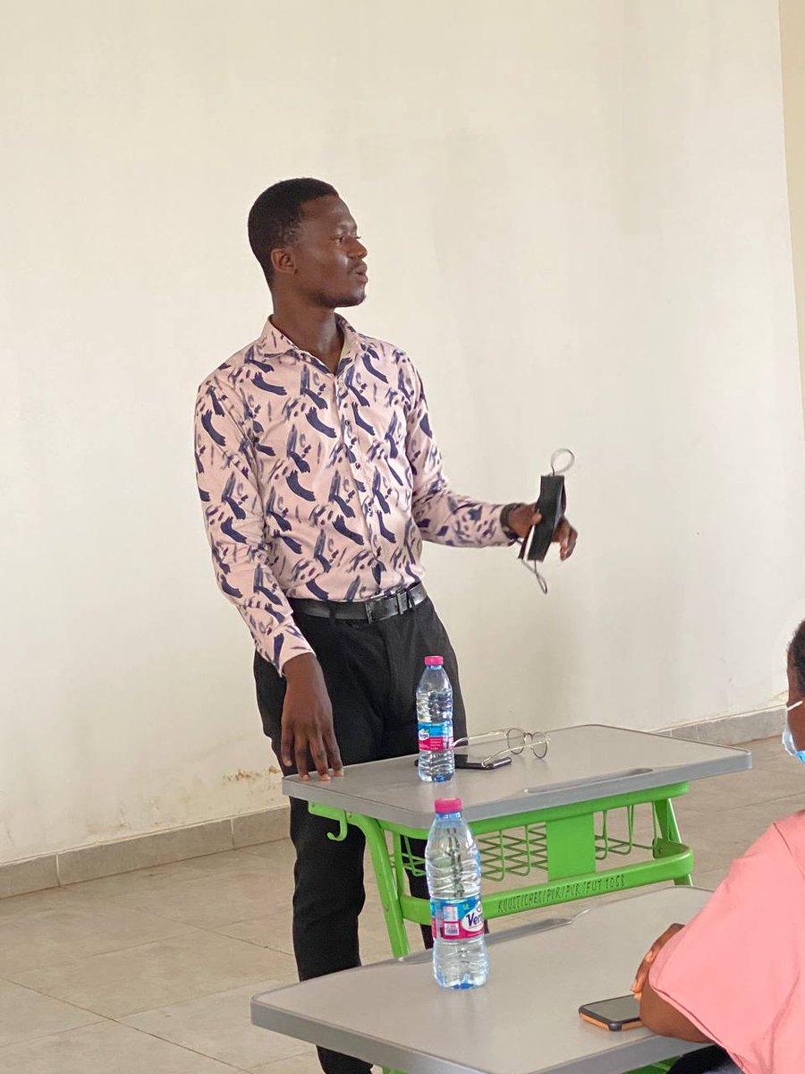 cliffordasimeng's tweet photo. "The very essence of leadership is that you have to have vision. You can't blow an uncertain trumpet." "Leadership and learning are indispensable to each other." 1/2 @OseiSuperior @OfficialGADRES @NimakoAkosua Rewriting the History of #GADRES https://t.co/0nGGu89IYs