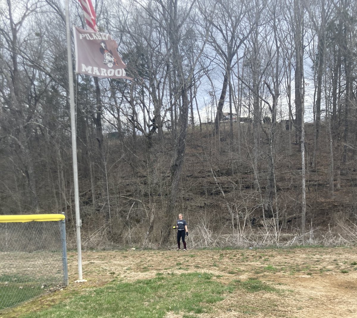 BrookieT_99's tweet image. 😅😬#SoftballProblems #Briars #Dingers

⁦⁦@sbpitchersrake⁩