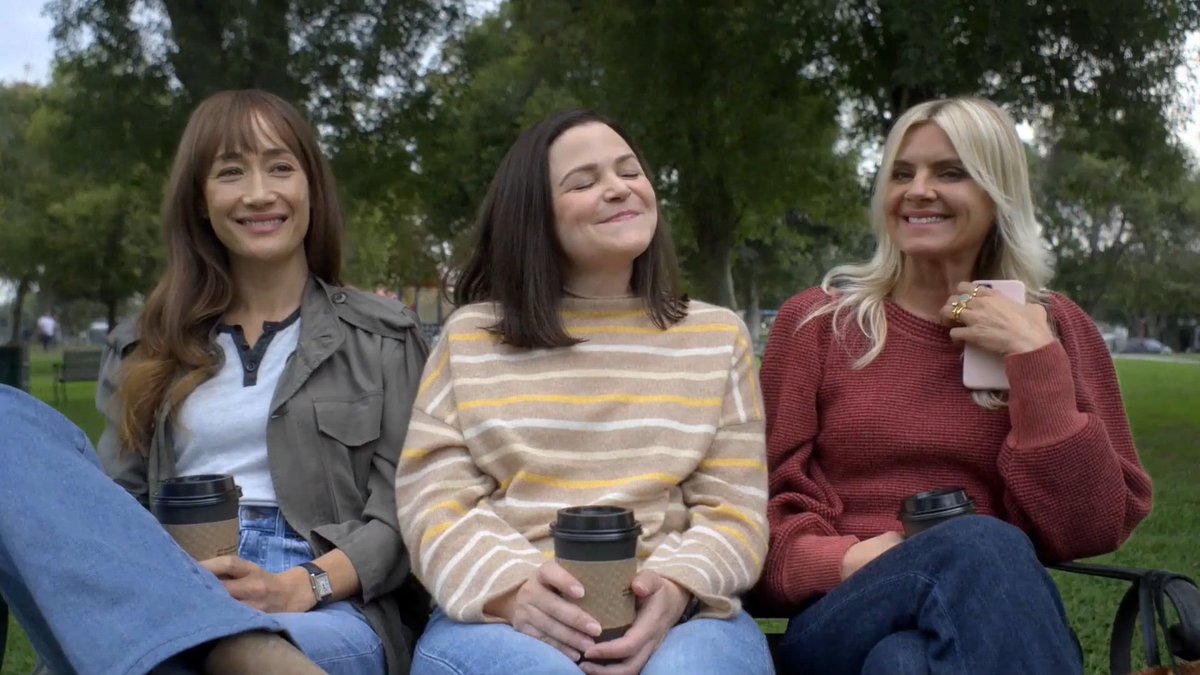 Перекрестки сериал 2017. Три женщины 2022. Три женщины 2022. Деванда уайз фильмы. Три женщины 2022.