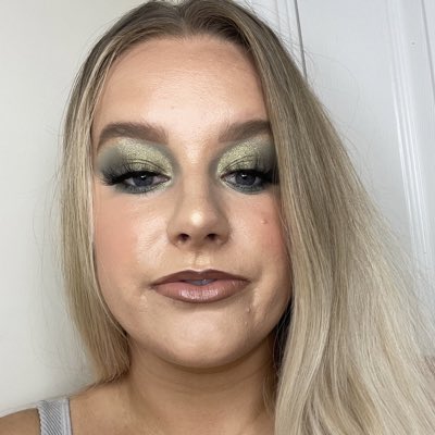 AmberHowexox's tweet photo. #NewProfilePic https://t.co/u3351BJwKw