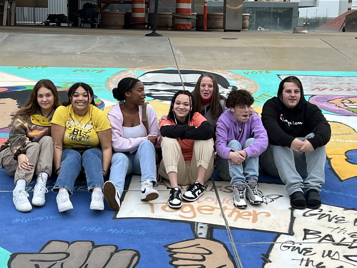 phillypRHS's tweet photo. John Lewis mural https://t.co/vH0g89jrAX