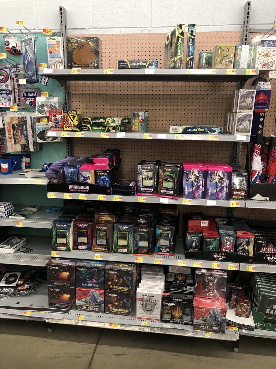 PokeFred11's tweet photo. Looking for the Evolutions ETB https://t.co/pUm3Y04Vhd