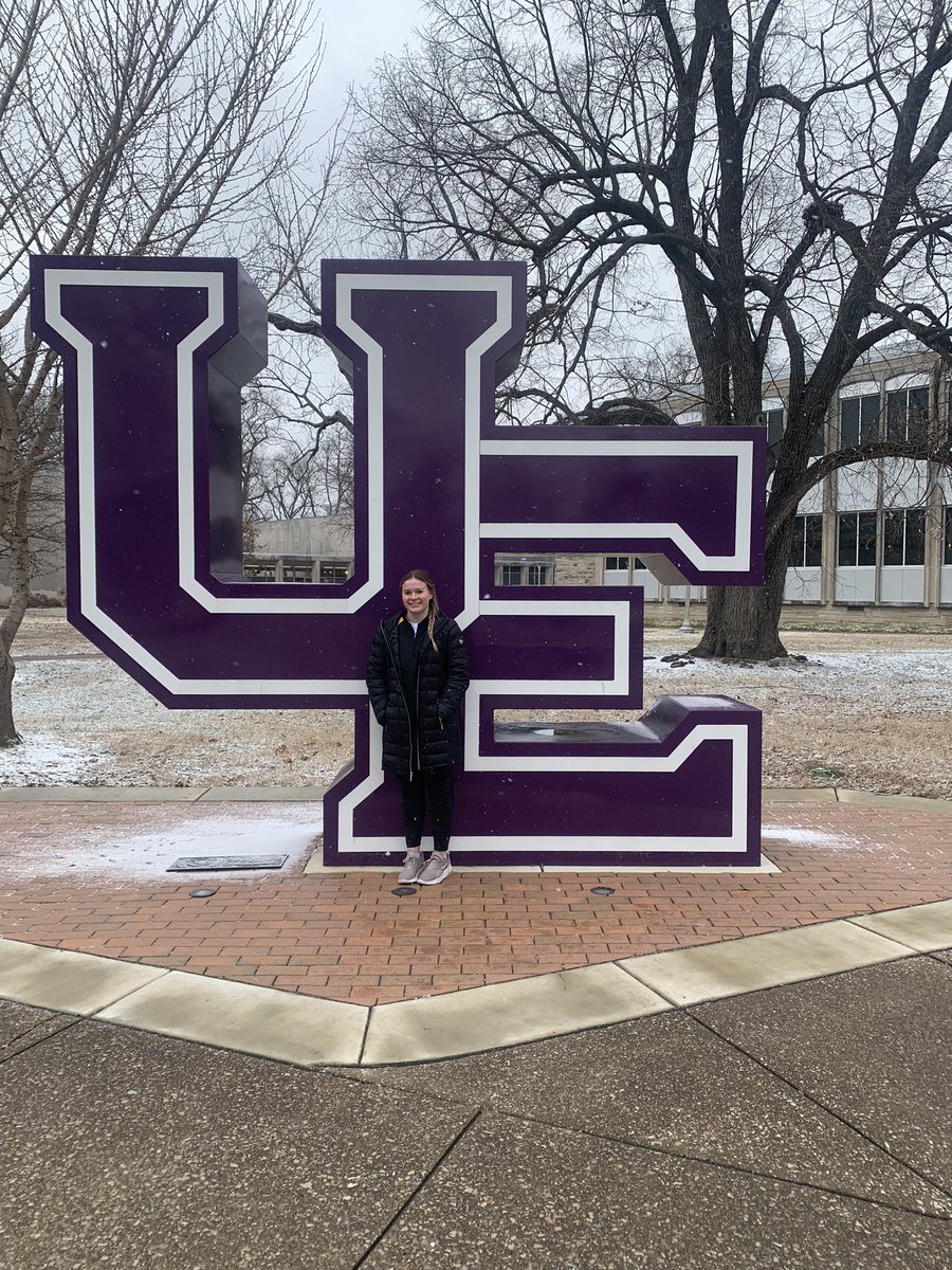 abbybode33's tweet photo. I am beyond excited to announce that I will be furthering my academic and athletic career at the University of Evansville!! Thank you @Coachmun and @jseneca12 for this amazing opportunity. I am so excited and can’t wait to be an Ace!! 💜🧡 @UEAthletics_SB @OhioHawks https://t.co/wGbmxkgjvQ