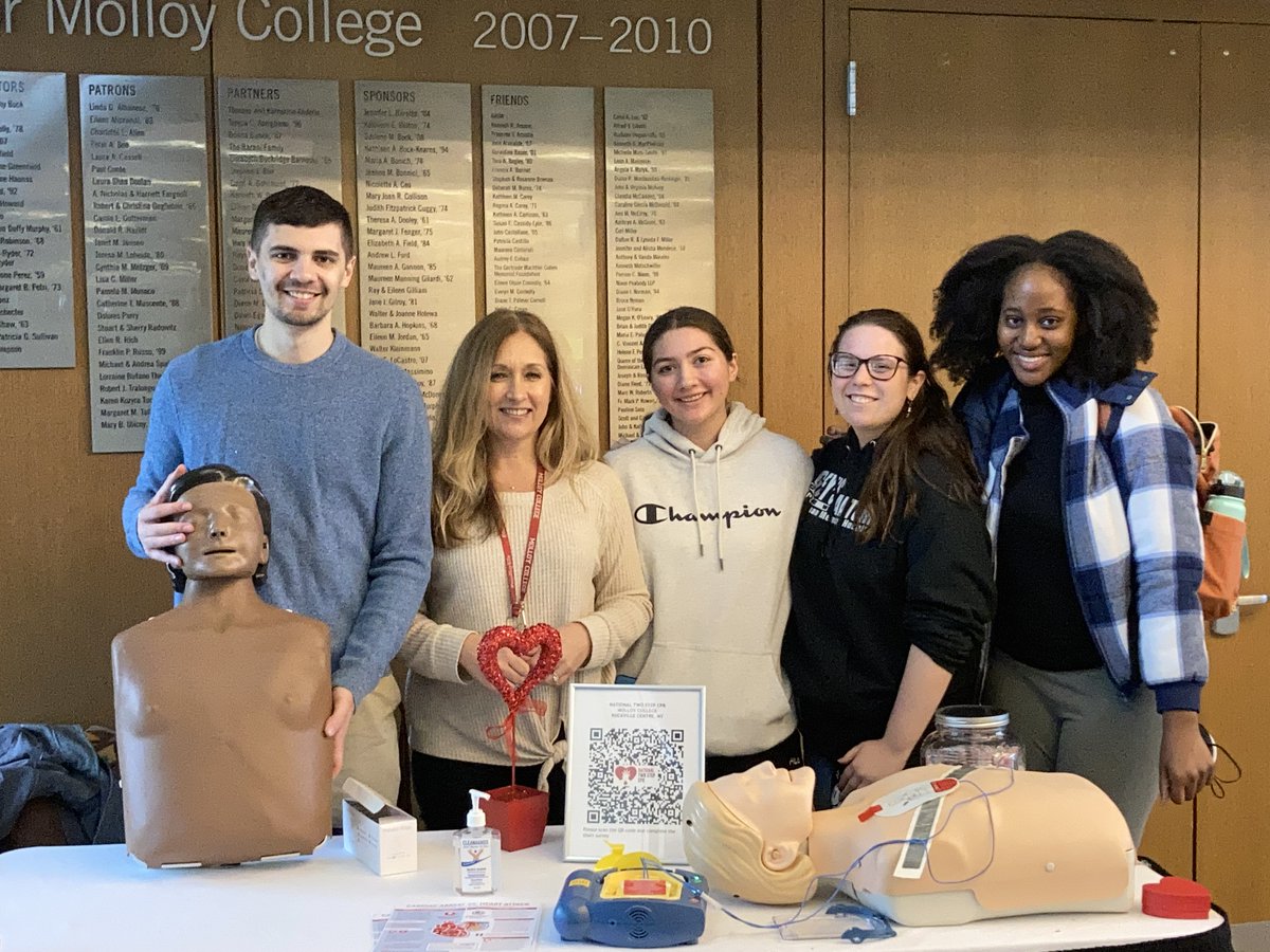 twostepcpr's tweet image. 📍 Molloy College: Rockville Centre, NY National Two Step Event 3/8/22
#1 Call 911
#2 Push hard and fast in the center of the chest until help arrives
#Twostepcpr