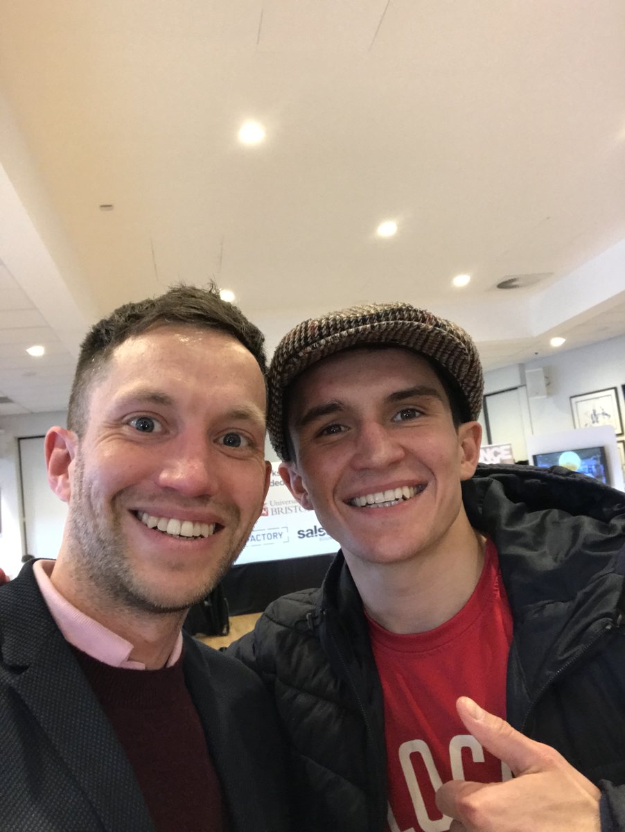 _RobOldfield's tweet image. Well, it&apos;s not every week at work that I get to go toe-to-toe with a professional boxer! Think the judges had it down as a draw! 🤣 Thanks for the bout @1Louielynn and all the best at Wembley mate - routing for ya!