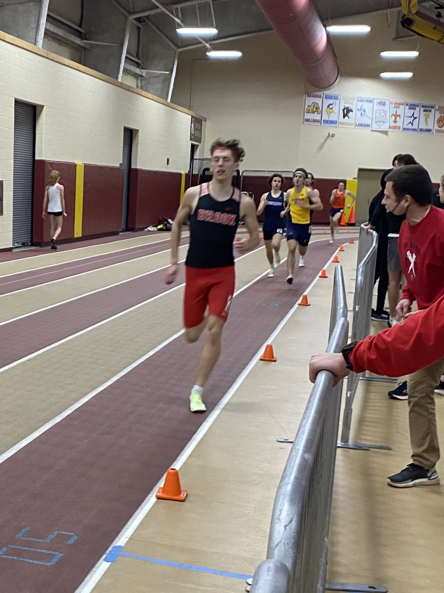 Brett Wasick wins the 800 at Batavia Distance madness 1:56.21 🔥 New meet record! <a href="/ILXCTF/">Illinois HS XC/TF</a> @MileSplitIL
