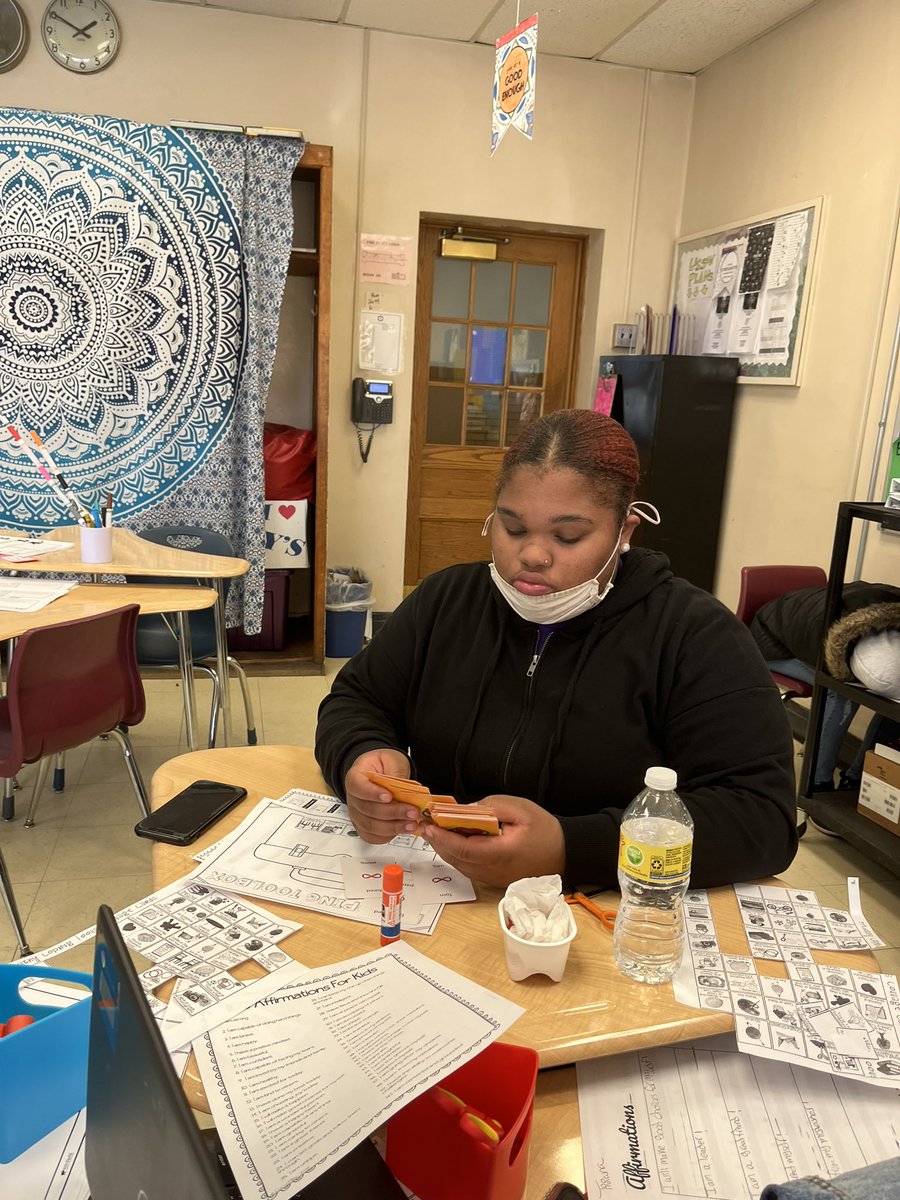 MsMattAPHS's tweet photo. SEL Day / more Grok Cards / Feelings and  Empathy card activities #NonviolentCommunication #APHS #buildingrelationships @Asbury_ParkSD @dr_kristie @fancynancy613 https://t.co/W2qGWRtpxO