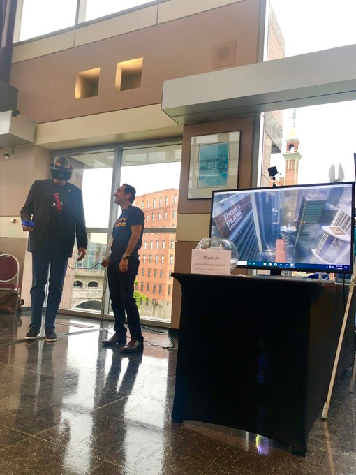 VeracityVrcade's tweet photo. @ROConTech Here is @BobDuffyROC  taking The Plank Challenge at the last event! https://t.co/oh5KABQ0fp
