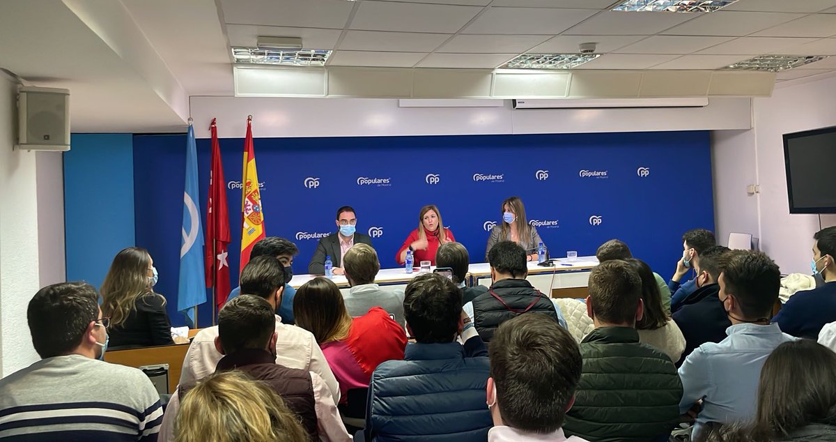 NNGGSanse's tweet photo. 👉 Cerramos la jornada de hoy participando en la Junta Directiva Regional y Extraordinaria de @nnggmadrid. 

🤝 Preparados para volver a llegar al Gobierno con @FeijooGalicia. 

#SomosNNGG https://t.co/3i3KBnXjED