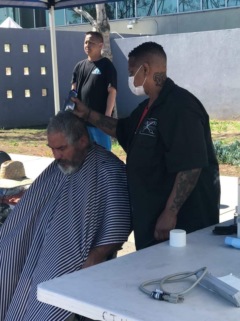 CTH465's tweet image. #ProjectReFresh today at @SDCountyHHSA with @livewell_sd. So grateful to be able to partner with county to provide important unsheltered emergency relief services in the South Bay. #togetherweareacommunitythroughhope