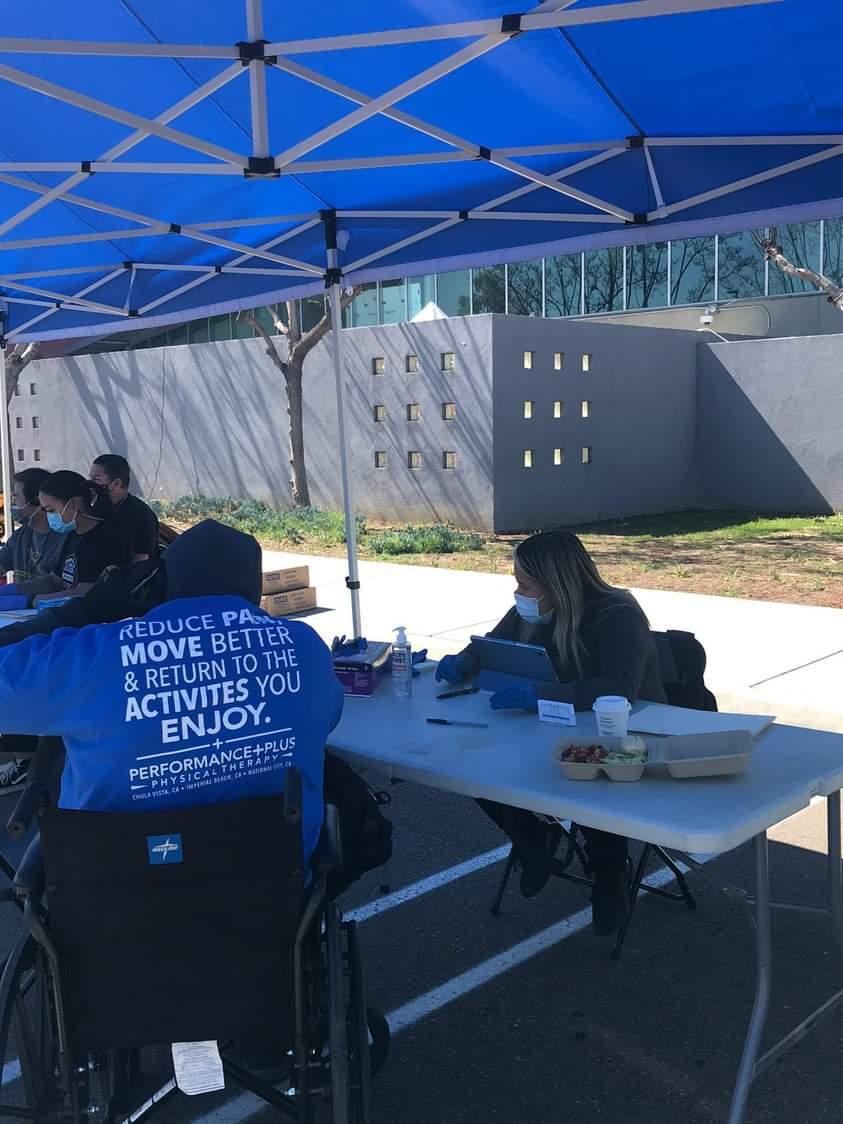CTH465's tweet image. #ProjectReFresh today at @SDCountyHHSA with @livewell_sd. So grateful to be able to partner with county to provide important unsheltered emergency relief services in the South Bay. #togetherweareacommunitythroughhope