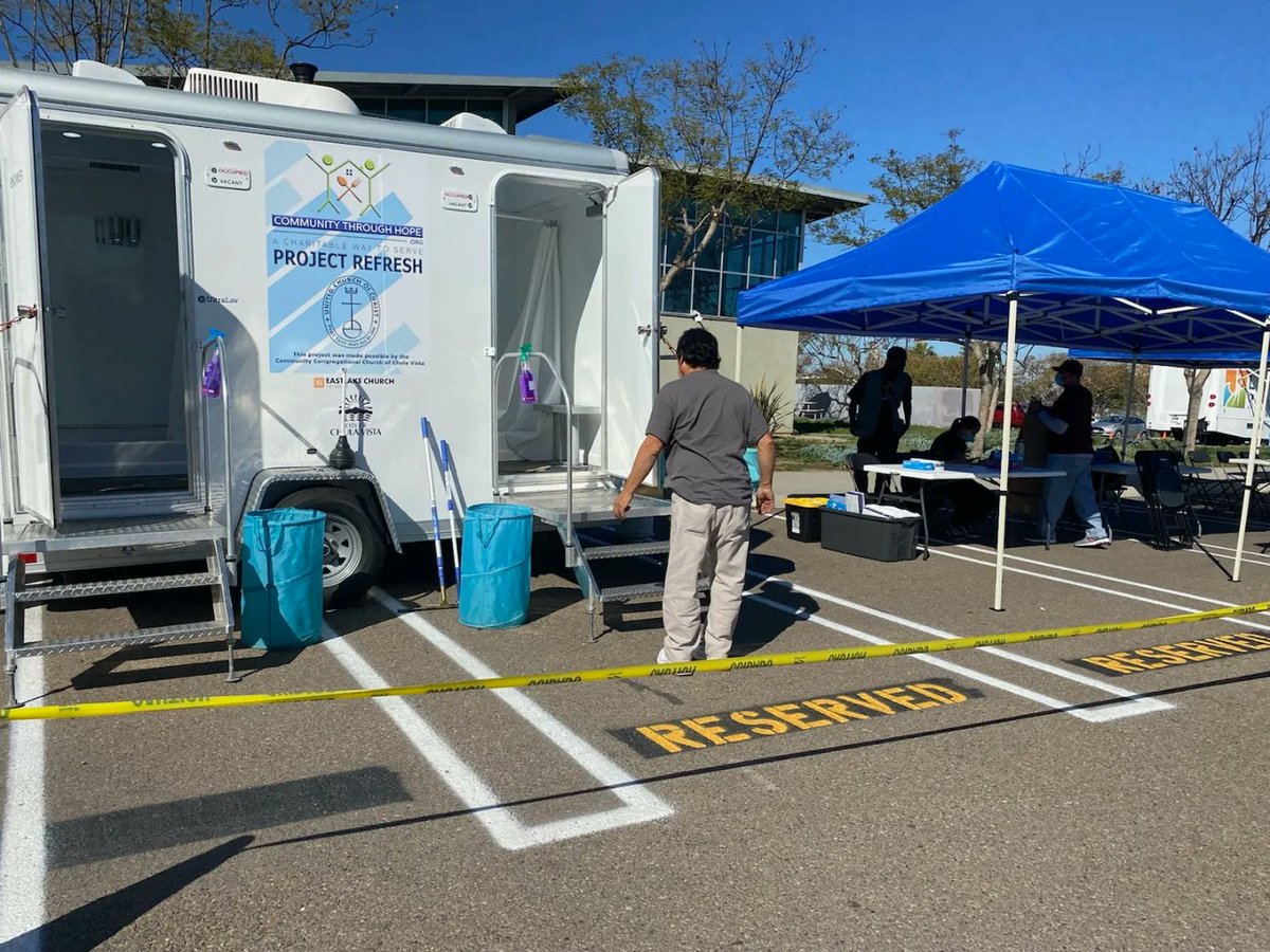 CTH465's tweet image. #ProjectReFresh today at @SDCountyHHSA with @livewell_sd. So grateful to be able to partner with county to provide important unsheltered emergency relief services in the South Bay. #togetherweareacommunitythroughhope