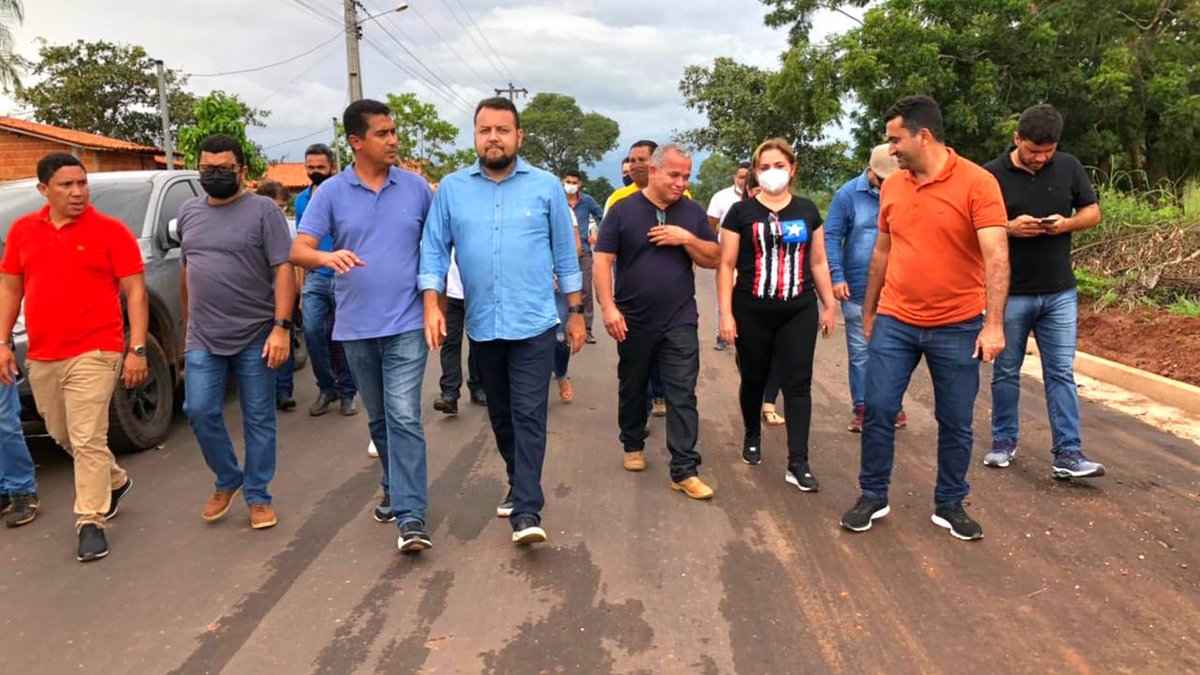 SinfraMA's tweet photo. Em #Riberãozinho, também tem #MaisAsfalto. Através da parceria #SINFRA e #SECID, a cidade ganha um novo visual com a pavimentação completa da Avenida Bernardo Sayão. Em fase final, a obra agora passará pela etapa de sinalização. Mais uma conquista do @GovernoMA. 😁🛣️ https://t.co/T3bjhJtZ9r