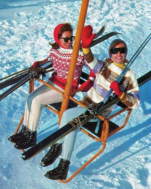 Sunny days are upon us. Who are you taking on your next ski trip? 💭
.
📸 @vintageskiandgui
.
.
.
#stambecco #stambeccoamaro #maraschinocherry #maraschino #amaro #bittersweet #cocktails #ibex #italianalps