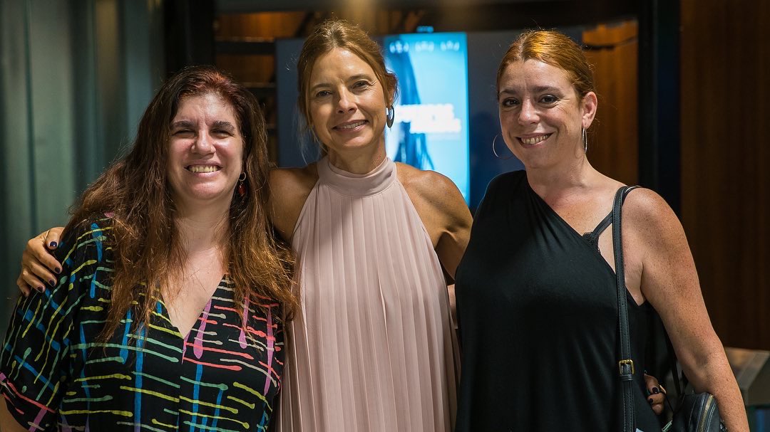 dacdirectores's tweet photo. 📸Más postales del pre-estreno de "Cuerpos Juzgados" de Mariana Carbajal. Pioneras y referentes de la lucha Argentina estuvieron ayer en DAC

💜Mes de Mujeres en DAC💚

#cuerposjuzgados #mesdelamujer #8M #marianacarbajal #lucianapeker #victoriasolanas #marisolgraham #milenaparamo https://t.co/BUqM8Ng4EU