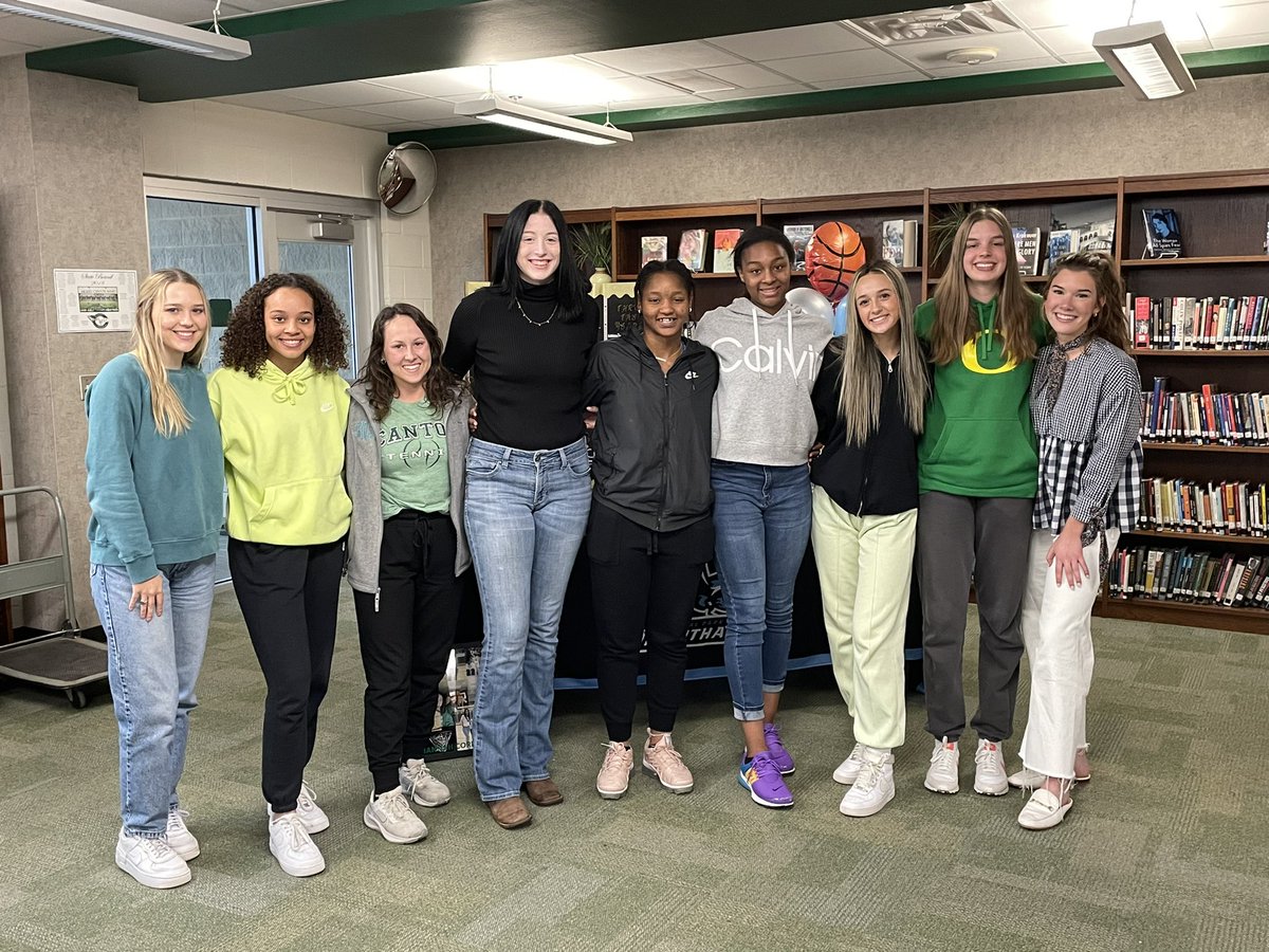 cantonhs's tweet photo. Congratulations to Hannah Cordell. She will be playing basketball for National Park College! https://t.co/EOPTc6fhTZ