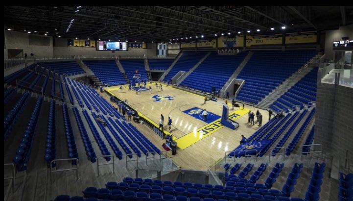 RobertsBerze's tweet photo. Happy to annonce my Division 1 offer from McNeese State University !!! https://t.co/wmNgtJOpjZ