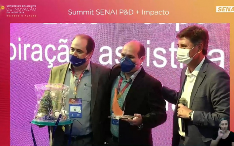 secitece's tweet photo. Capacete Elmo é eleito melhor case de inovação do Brasil em votação popular

Leia [+] https://t.co/AeQuLC9umA ou acesse https://t.co/NBvV92HaeZ 

#Inovação #CapaceteElmo #Secitece #GovernodoCeará https://t.co/TvjJzYW4z9