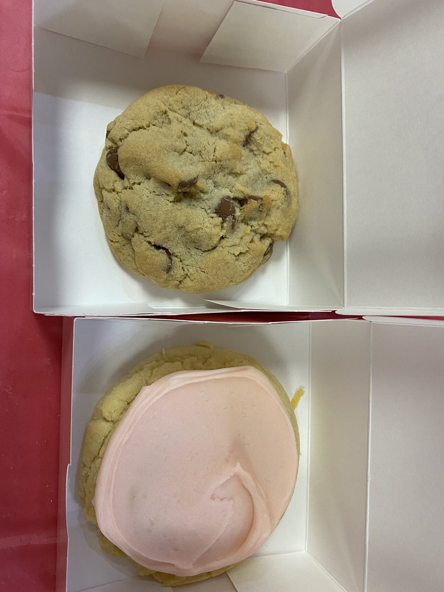 Anthony V tweet media