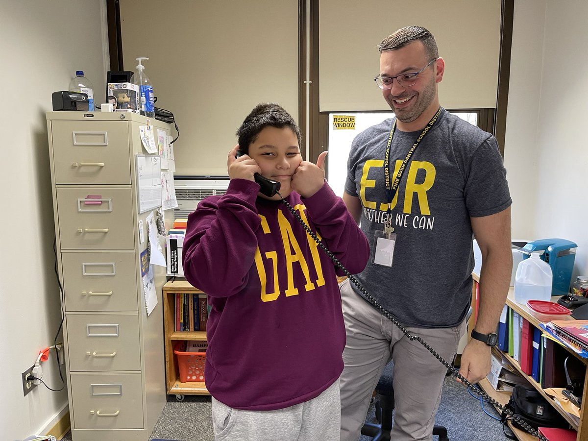 ejrussell2's tweet photo. Positive phone call of the day!  This guy rocked it. #EJRShiningStars https://t.co/ryM7XFuKSk