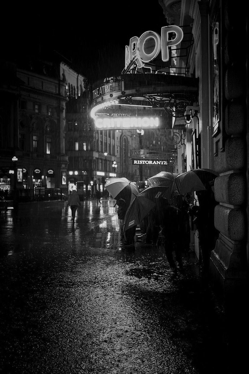 SigmaImagingUK's tweet photo. Does anyone else think photography is best done on a dark wet night? 

A huge thanks to the master of mood and contrast @gilbertmajek for this vibrant mono scene.

Captured on SIGMA 24mm F2 DG DN | C https://t.co/kafvCDSSir