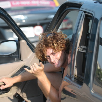 juanif17's tweet photo. Se van a cumplir 2 anos del incidente del surfer, heroe nacional argentino

1. Tenia razon
2. Se vio lo falopa que se comporta la masa cuando le meten miedo (medios/opinion publica) https://t.co/5tdRvNlrXn