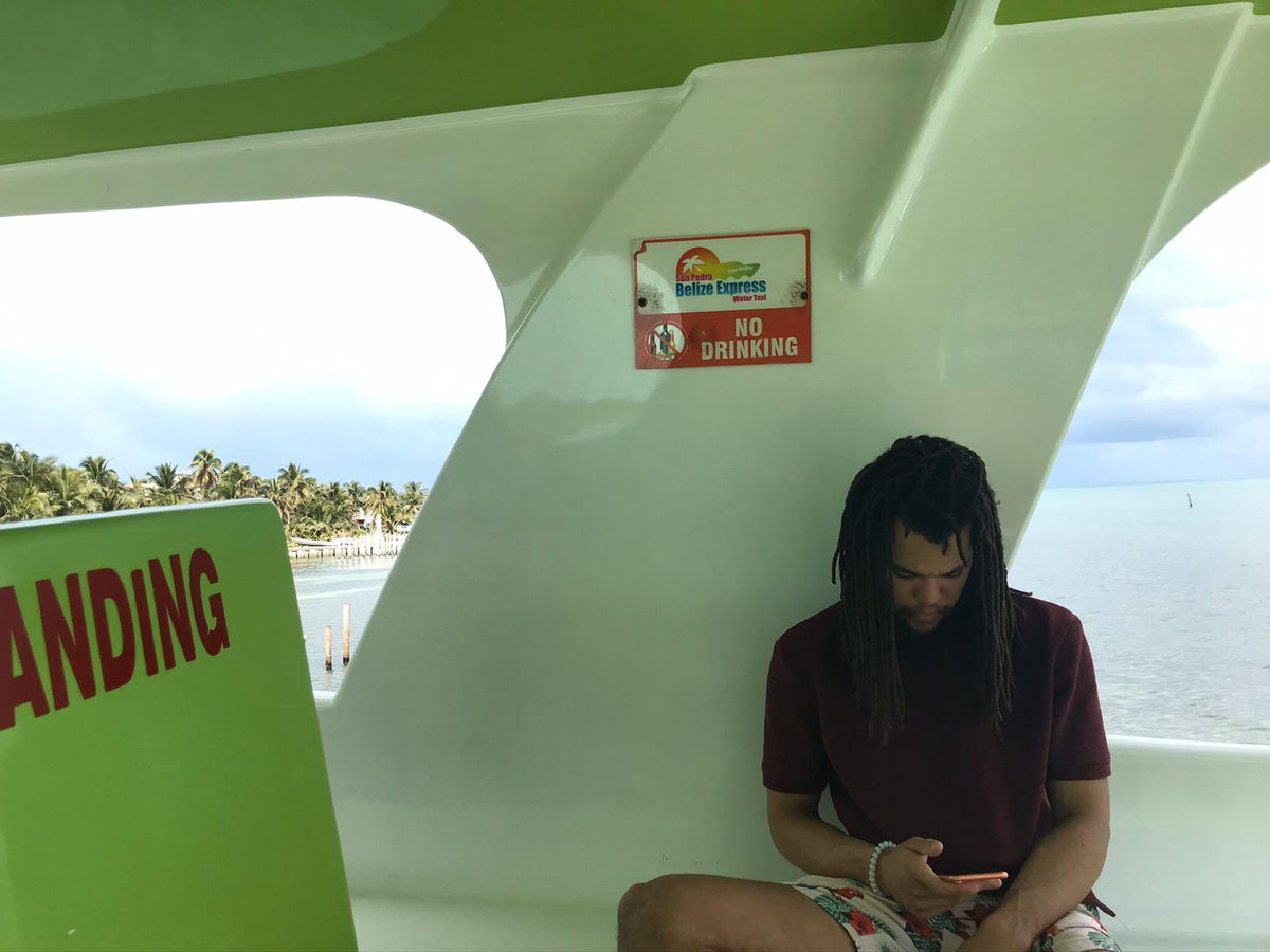 TayDONTLeaveMe's tweet image. Still alive