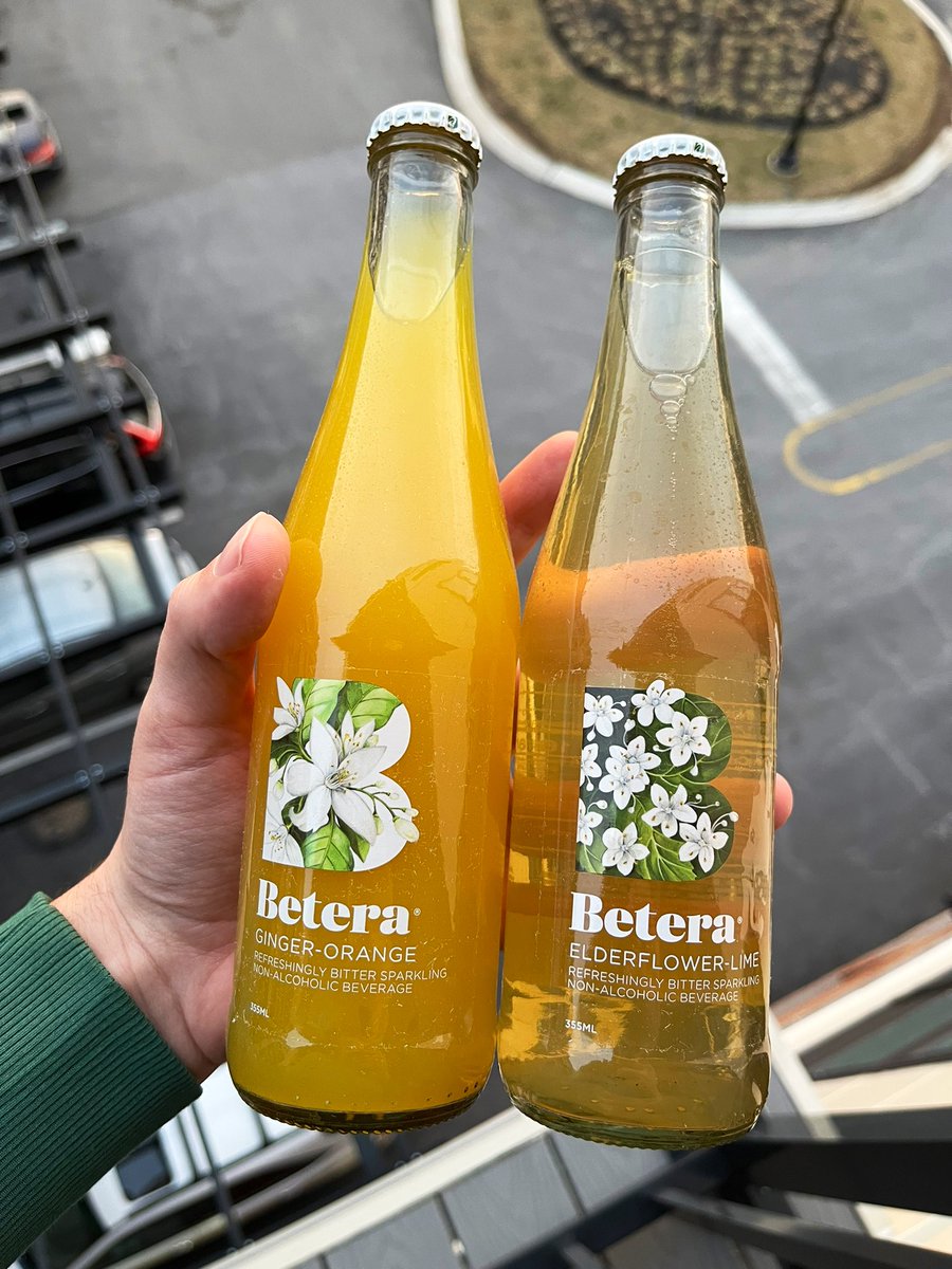 Ok <a href="/drinkbetera/">Betera</a> is refreshing, different, and DELICIOUS 🤤 

Thanks for sending this through <a href="/aaronvsanchez/">Aaron</a>, my #ExpoWest fomo has been slightly reduced 😂