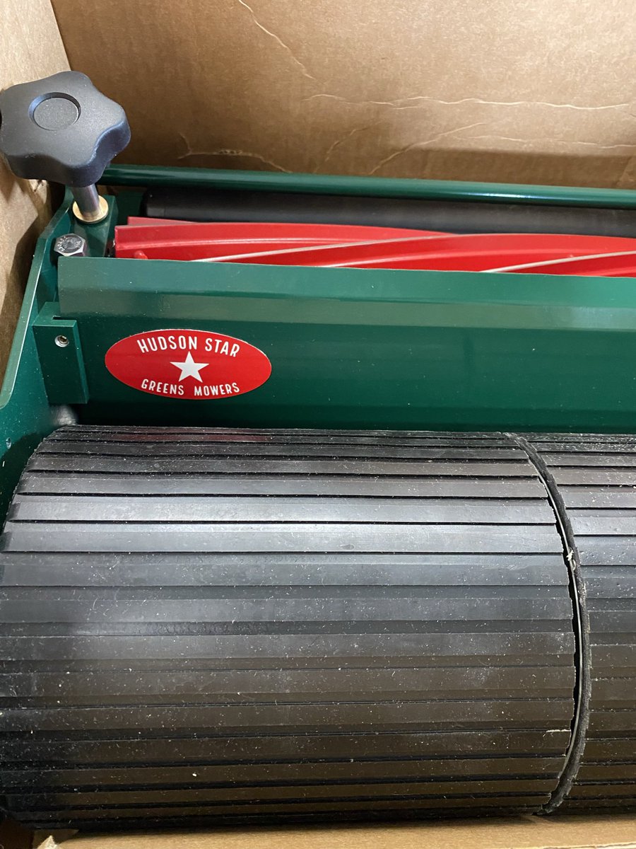 GriffithsJayson's tweet photo. It’s arrived…more than electric…our NEW precision, Classic Cut @HudsonStarMowrs #trickyturf slopes, collars, tie-ins, tee box corners, drop offs…No oil, No⛽️…just foot power 🦶👍 https://t.co/uzI1rSd4wB https://t.co/wY03YxZmUy
