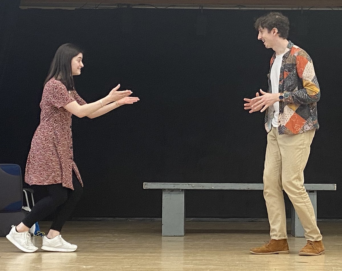 PRS_English's tweet image. Y8 enjoyed an amazing performance of Romeo and Juliet by the Young Shakespeare Company today! @youngshakeco