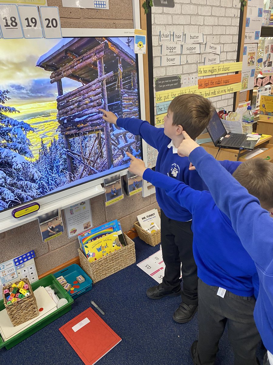 MFinfantschool's tweet photo. Rainbowfish children using great language and vocabulary to describe what they see in the calming video. Also spotting a house made of βwoodβ βlook itβs the pigs houseβ. Children were enthusiastic to describe the different photos that came up. #MFRainbowfish https://t.co/bAemf4HN5K