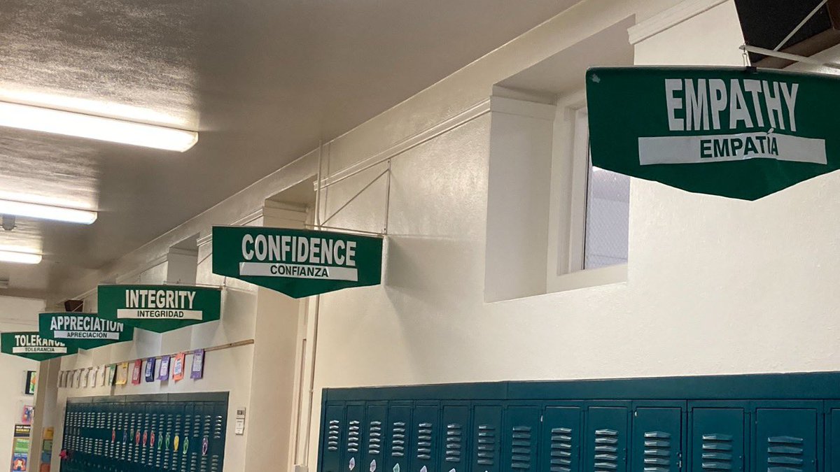HISDSEL's tweet photo. @HoustonISD celebrates #HISDSELDAY every day! Here’s a look at River Oaks Elementary lead by Dr. Carrie Fargae and the amazing Wraparound Specialist, Mr. Daniel Manriquez. #SEL https://t.co/gZ9HyfsyQ3