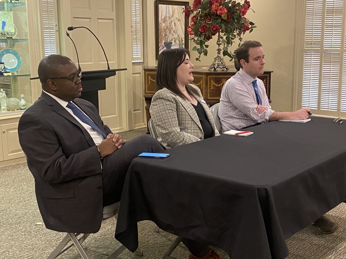 AWCLubbock's tweet photo. Thank you to our panelists for joining our March program meeting to educate our members on the importance of public information. In appreciation, we will be making donations to nonprofits of their choice: 100 Black Men,  @LubbockMOW, and Lubbock Habitat for Humanity. https://t.co/CV8oRjaB4o