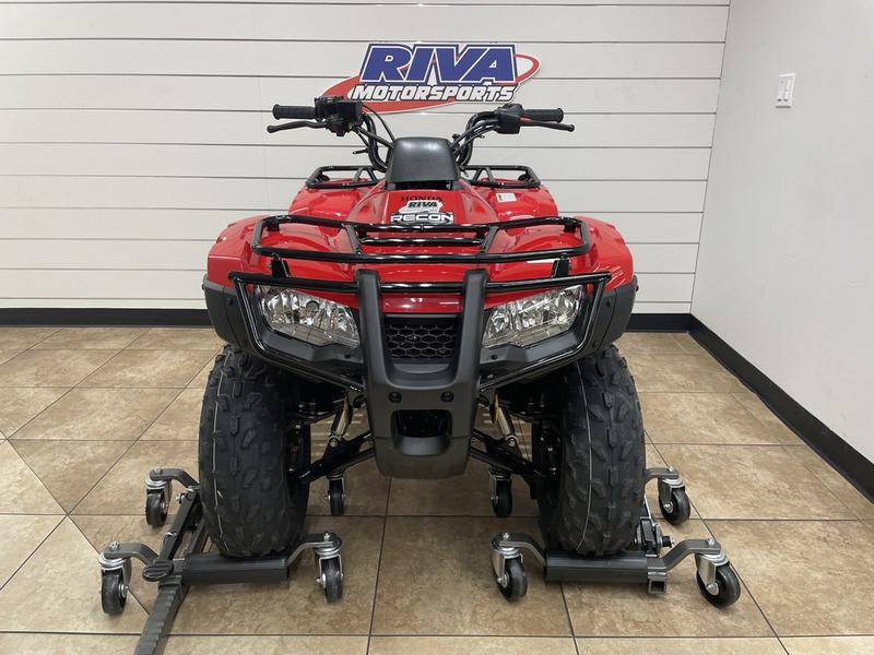 RIVAmotorsports's tweet photo. Pick the right tool for the job, the 2022 #Honda® #Fourtrax #Recon. Versatile, light &amp; maneuverable, it won’t wear you out the way some larger #ATVs can. And it won’t make a big dent in your wallet, either. Check it out at #RIVAmotorsports! https://t.co/7e7ElllouC