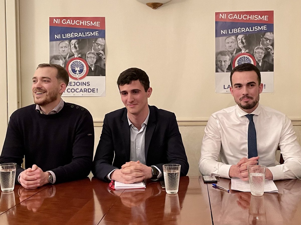 PR_Thionnet's tweet photo. Ce soir en Assemblée générale, nous avons nommé @vian_ney1 président de La @CocardeEtud. Il succède à mon camarade et ami @luc_lhl qui a fait un boulot exceptionnel. L’heure pour moi aussi de quitter mon poste de secrétaire général. Longue vie à La Cocarde ! https://t.co/wupZeZ2Gpq