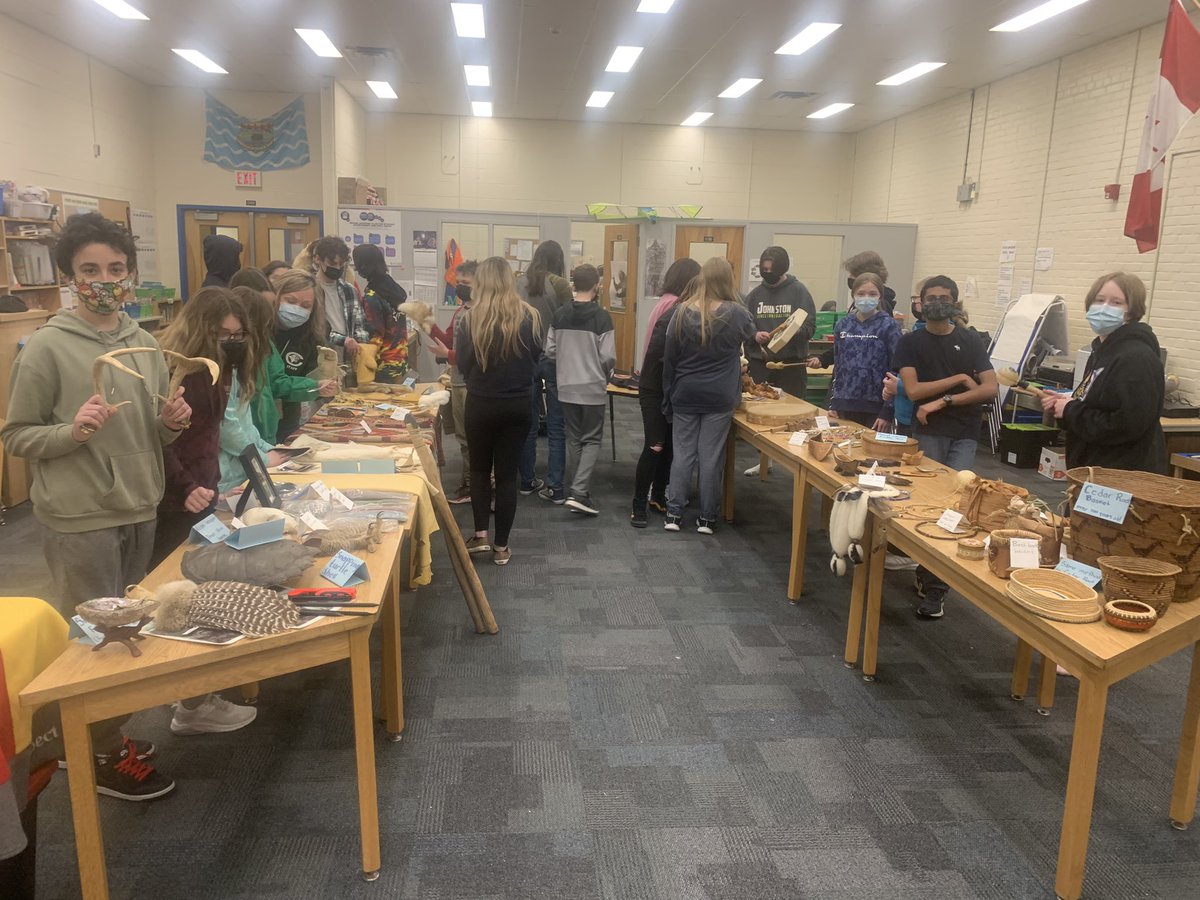 ColdwaterPS (@coldwaterps) on Twitter photo Learning about cultural items today. Thank you <a href="/rosanneirving1/">Rosanne Irving</a> for the sharing and teaching <a href="/SCDSB_Schools/">Simcoe County District School Board</a> <a href="/DH_scdsb/">Daryl Halliday</a> <a href="/FNMI_SCDSB/">SCDSB_IndigenousEd</a> Learning about cultural items today. Thank you <a href="/rosanneirving1/">Rosanne Irving</a> for the sharing and teaching <a href="/SCDSB_Schools/">Simcoe County District School Board</a> <a href="/DH_scdsb/">Daryl Halliday</a> <a href="/FNMI_SCDSB/">SCDSB_IndigenousEd</a>