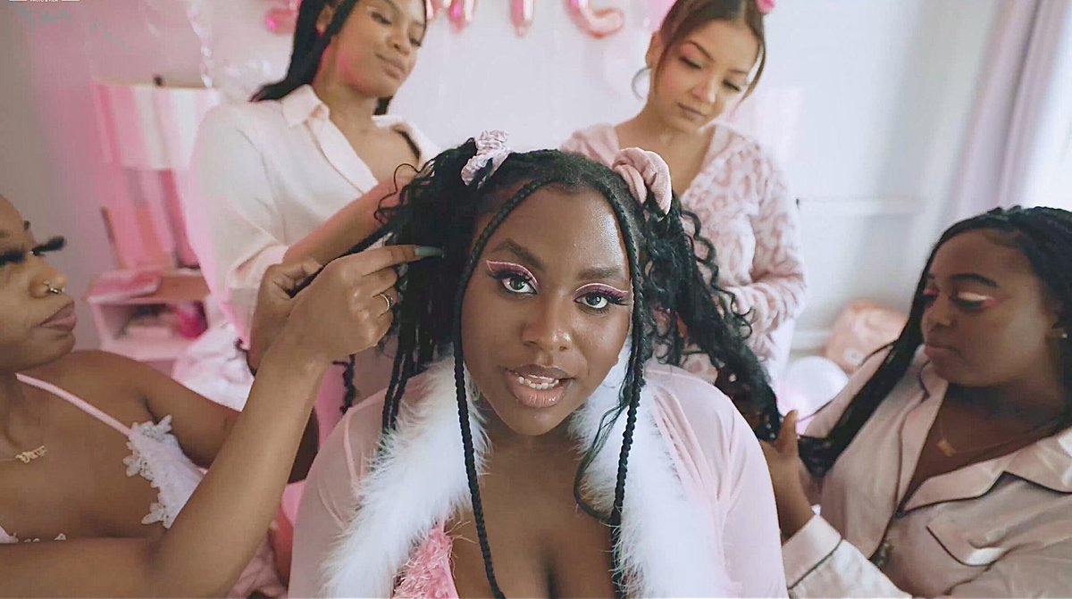 AnelleTarke's tweet photo. HI TWITTER. I JUST FILMED MY FIRST MUSIC VIDEO EVER FOR MY FIRST SONG EVER AND IT DROPS SUNDAY 3/13 @ 3pm EST!!! I wanted to showcase black women in a soft/girly energy since the media doesn’t always capture us in this way! Pls RT &amp; watch the video when it’s out💗 https://t.co/KmRDAZrqmC