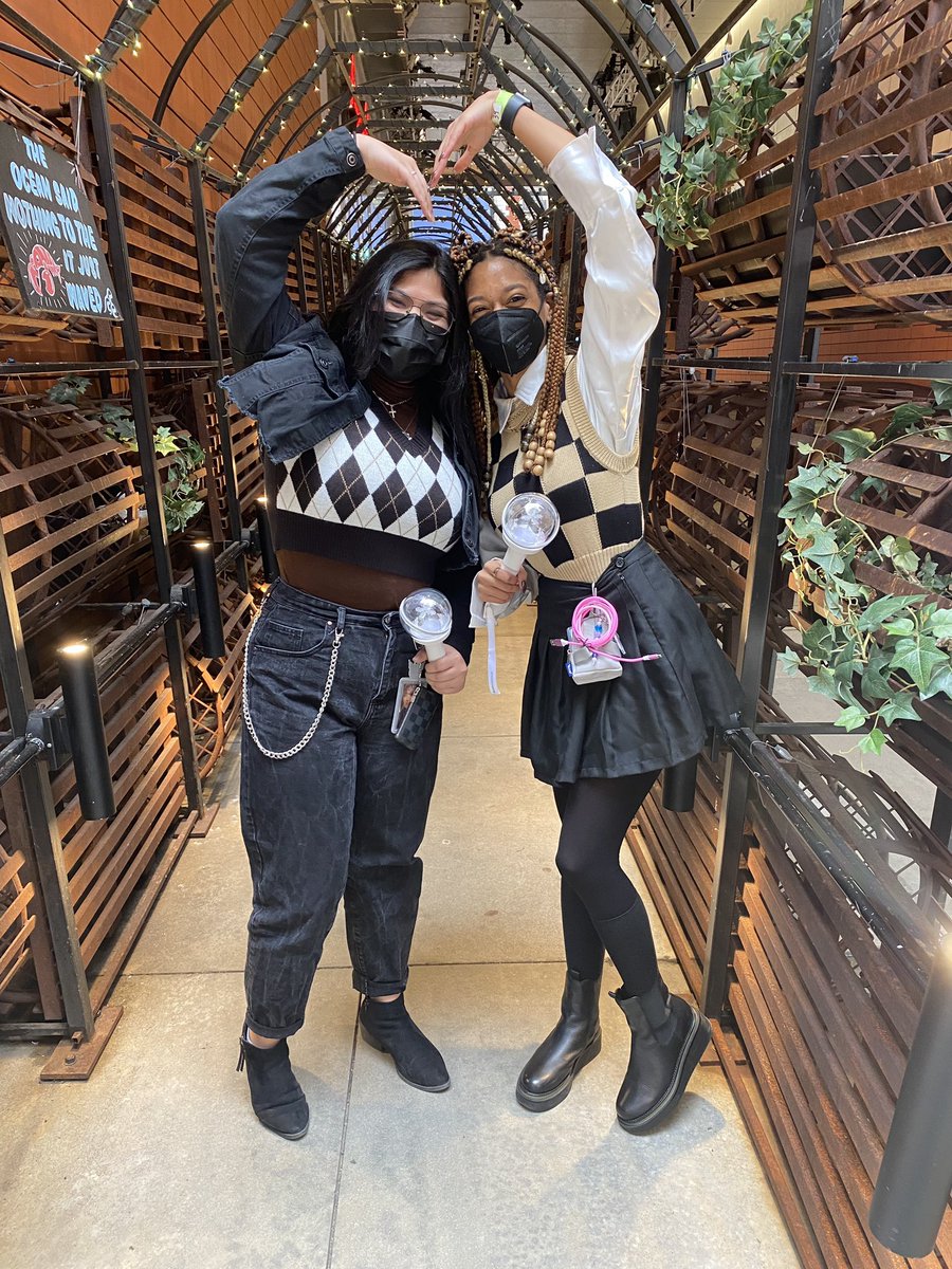 Zukini_'s tweet photo. Keeho said he liked my outfit. #P1ECEFIT https://t.co/IxfpFIORRe