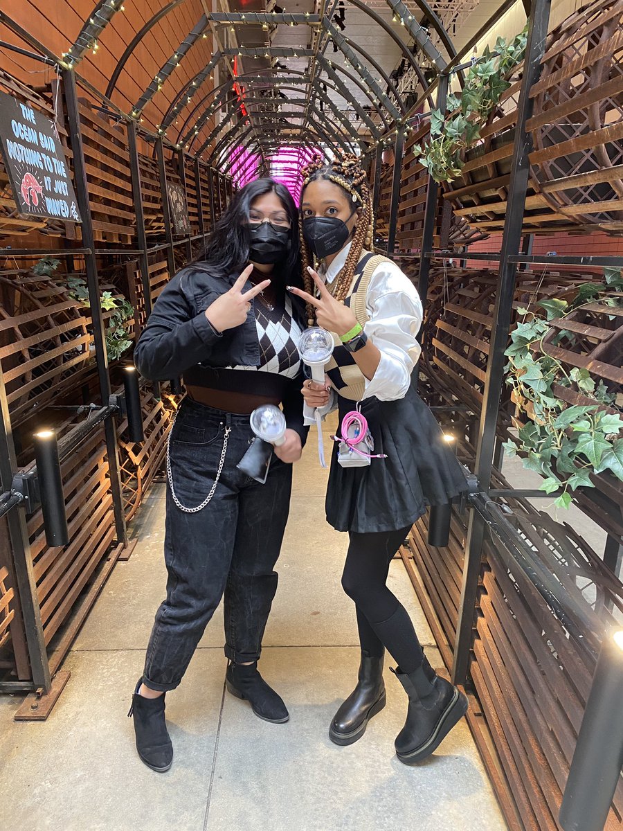Zukini_'s tweet photo. Keeho said he liked my outfit. #P1ECEFIT https://t.co/IxfpFIORRe