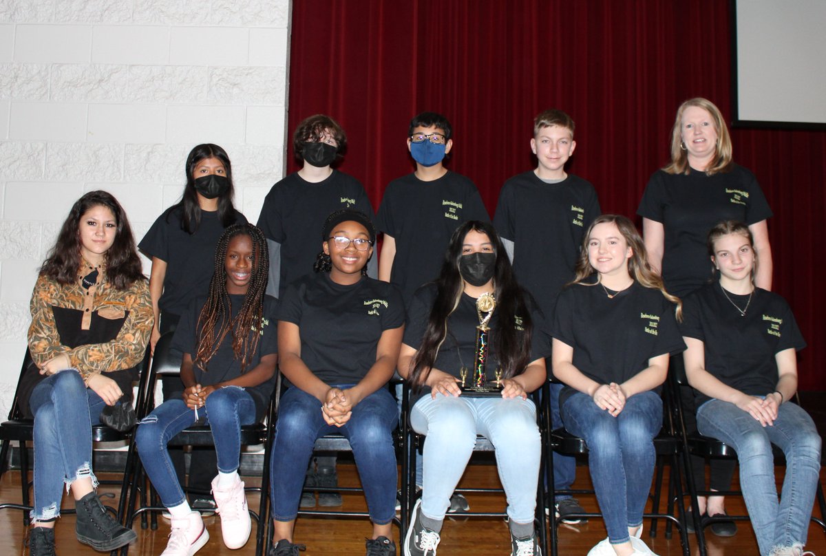 SampsonSchools's tweet photo. Congratulations to Midway Middle School! They are the Sampson County Schools 2022 Battle of the Books Champions from the middle school district competition! πππ 2nd Hobbton, 3rd Roseboro-Salemburg, 4th Union. #SCSProud #SCSSuccess @NCSLMA https://t.co/sH0qEQvZJH