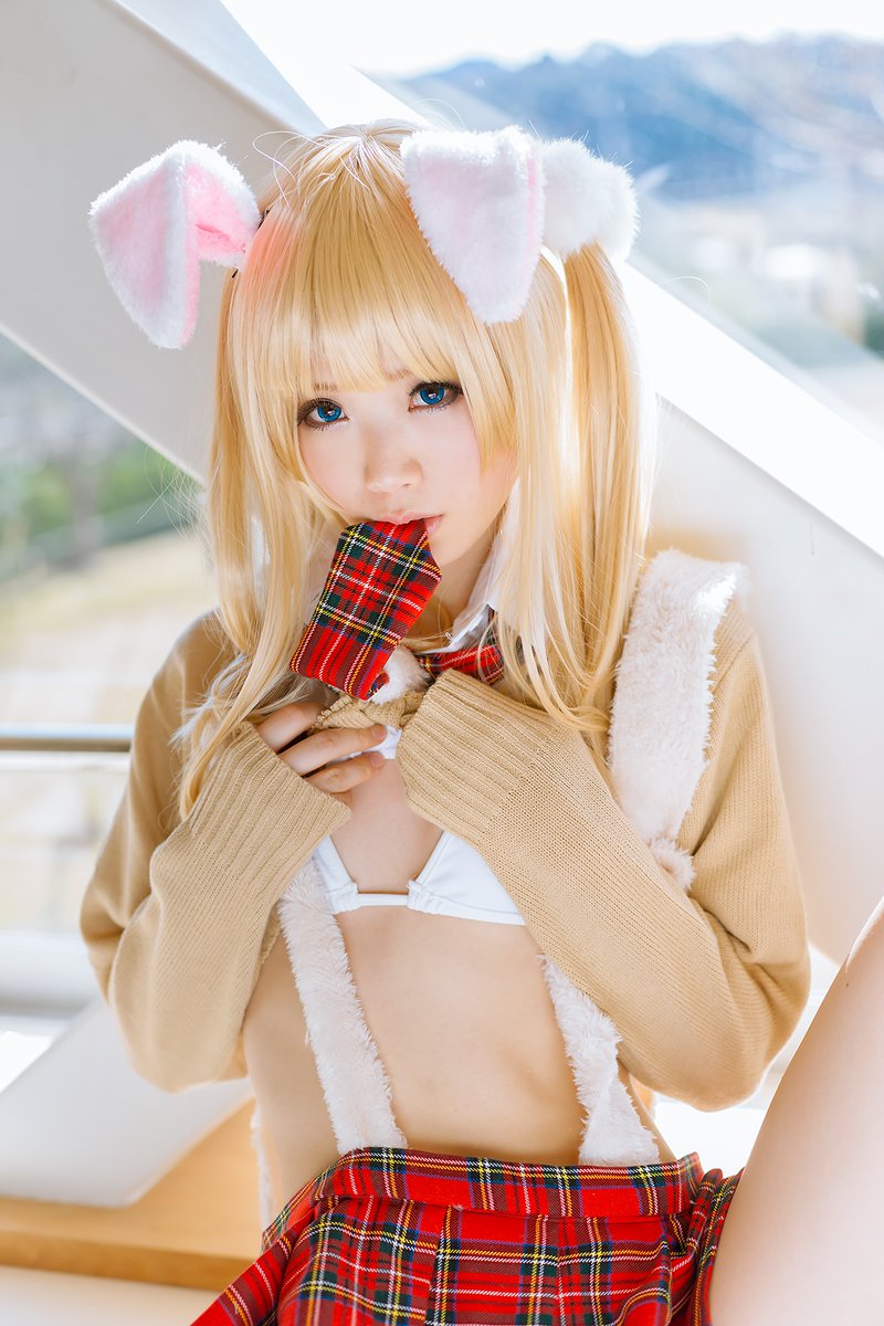 CosplayWaifus's tweet photo. #cosplay #cosplayergirl #cosplayer #cosplays #cosplay18 #cosplayers #cosplaycommunity https://t.co/8kQqO7dSaI