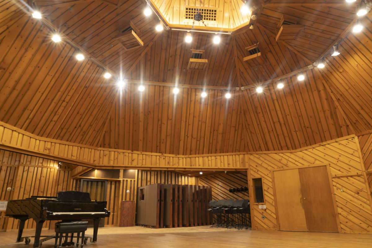 Clive Young tweet media