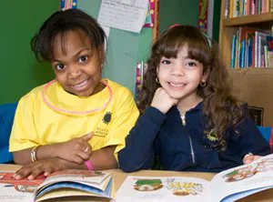 nysoclib's tweet photo. #BookLovers, #LibraryLifers, and other #bookworms unite! We're seeking volunteers for the #ProjectCicero book distribution event, April 8, 9, &amp; 10! 
https://t.co/jOb70NrWQM @levarburton 
#PromoteLiteracy #VolunteerNYC #NYCTeachers  #ReadingCommunity #BookSorting #HelpingHands https://t.co/uVWea0dQyu