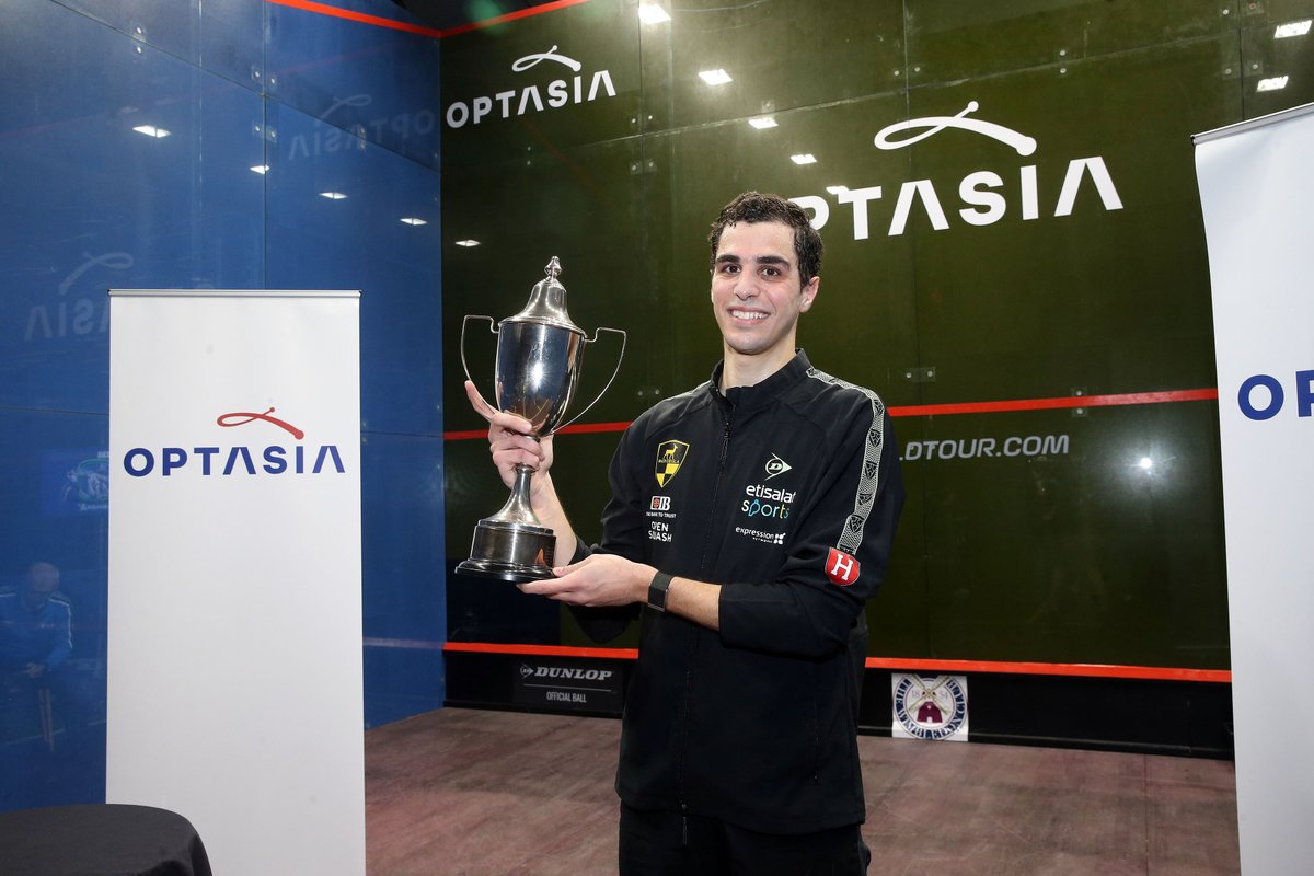 Ali Farag with the 2022 Optasia Championships trophy