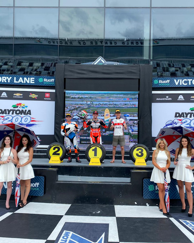 ducaticorse's tweet image. A great start for the Ducati Panigale V2's racing career in Supersport as Josh Herrin (Warhorse HSBK Ducati NYC) puts the new bike on pole for Saturday's iconic Daytona 200 Miles race... #DucatiCorse #DucatiPanigaleV2 #DucatiAllOverTheWorld #ForzaDucati