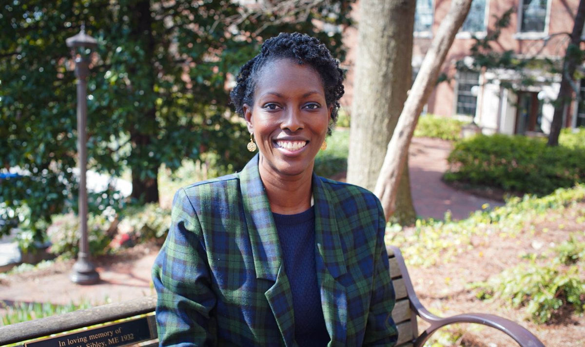 Meet Julia Tigner, one of our esteemed faculty members and Marion L. Brittain Postdoctoral Fellows! Learn about Julia, her research, and what she might have been instead of a professor (hint: 
🌧 🌫🌪🌡) in this week's faculty #spotlight: b.gatech.edu/3I4csaY