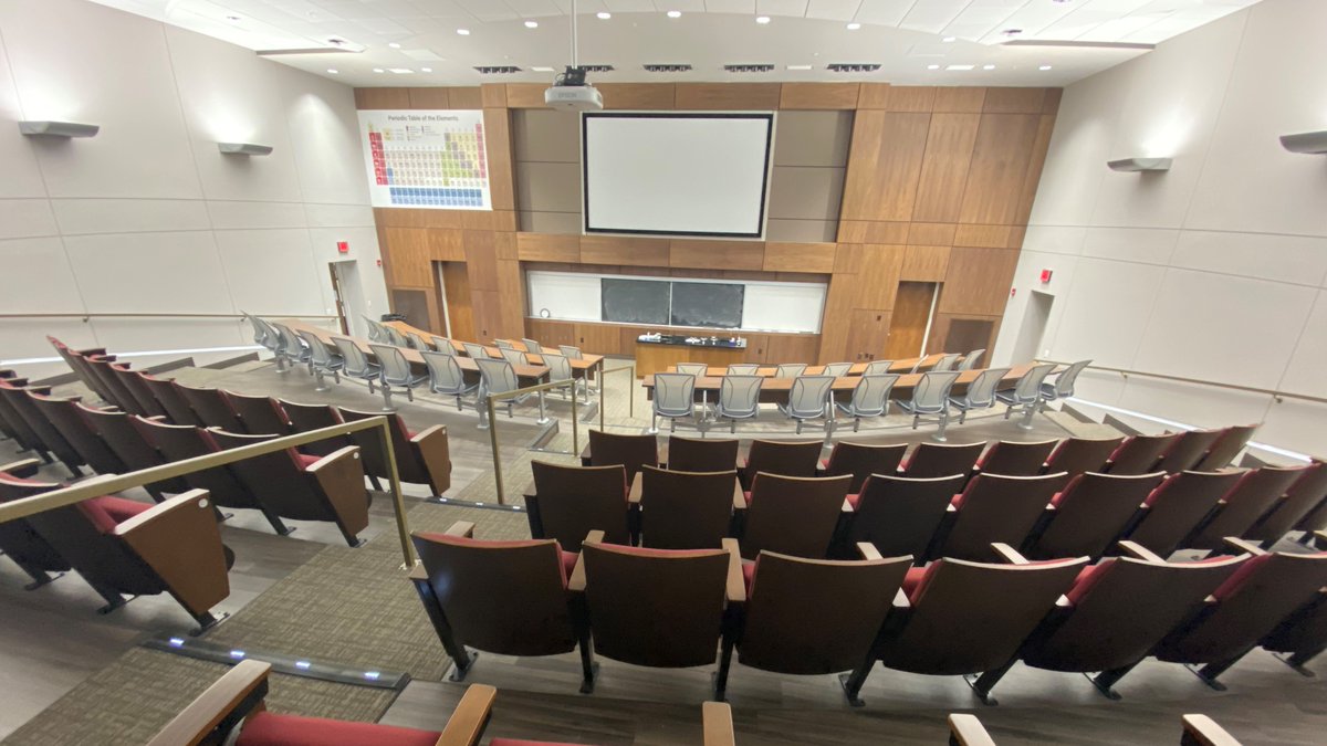 Sedia_Systems's tweet photo. Transylvania University, Strickland Auditorium

#HigherEducationDesign #FixedSeating #SeatingSolutions #LectureHall #Auditorium #Classroom https://t.co/TnHAp0qBE2