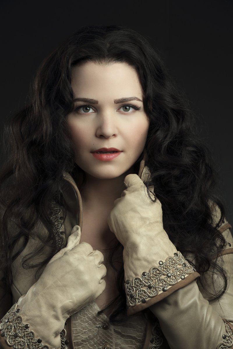 OnceABC's tweet image. Snow – freezing you in your tracks ❄️