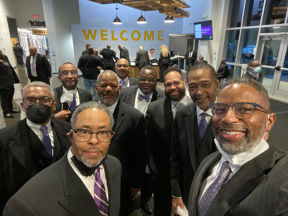 EnonTab's tweet photo. Enon supporting the K.I.N.G. Men's conference. K.I.N.G. means Knowledge Inspiration Nurture through God. #menonthemove
#menofenon #menofiron #reconstruction #enontab #kingmovement https://t.co/sWAzJwhuA1