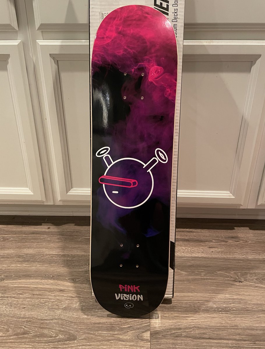 BrokenJarhead's tweet image. Just got a package 👀

#Quirkies #PinkVision